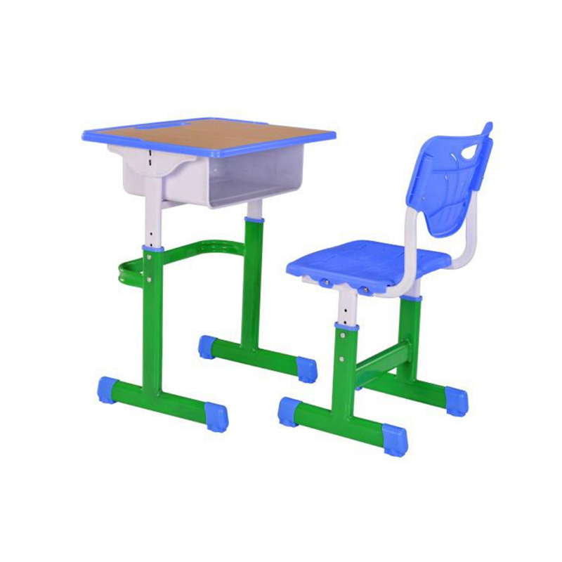 UC-A0902 Comfortable Student Desks And Chairs