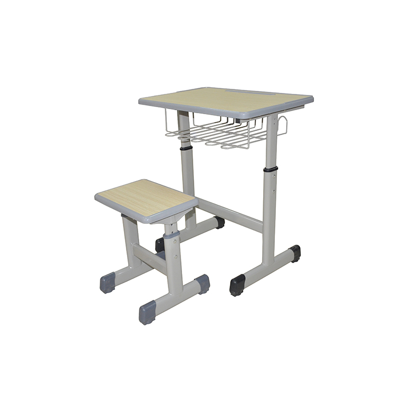 UC-A0904 Primary And Secondary School Students Study Desks And Chairs